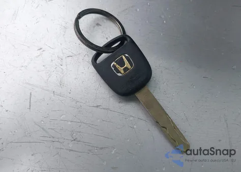 2003 Honda Cr-V Lx from USA, damaged, VIN SHSRD68453U107582